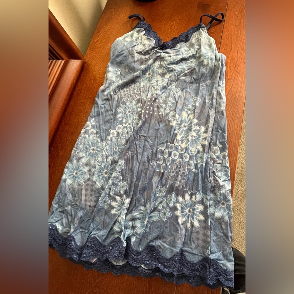 Victoria's Secret night dress